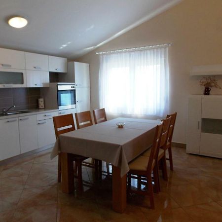 Apartment Vir Eksteriør bilde