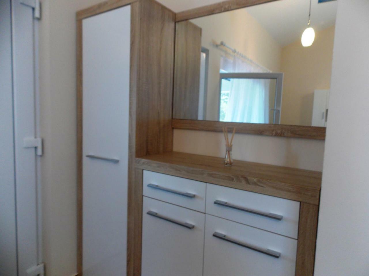 Apartment Vir Eksteriør bilde